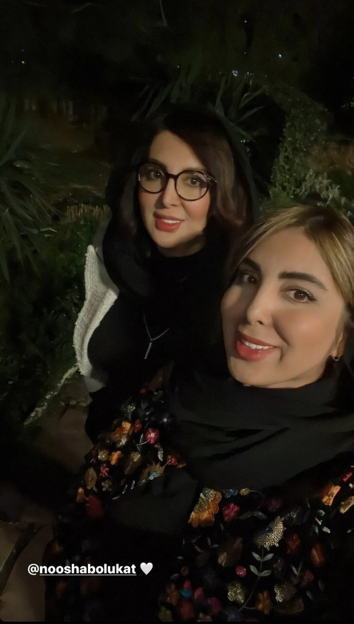 شباهت عجیب بازیگر با خواهرش فضای مجازی را به هم ریخت!