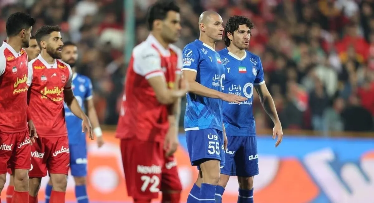 شانس کدام تیم بیشتر است برای قهرمانی در لیگ برتر: استقلال یا پرسپولیس؟