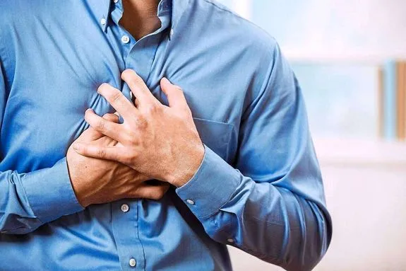 زنان بیشتر از مردان در معرض خطر مرگ ناشی از حمله قلبی هستند