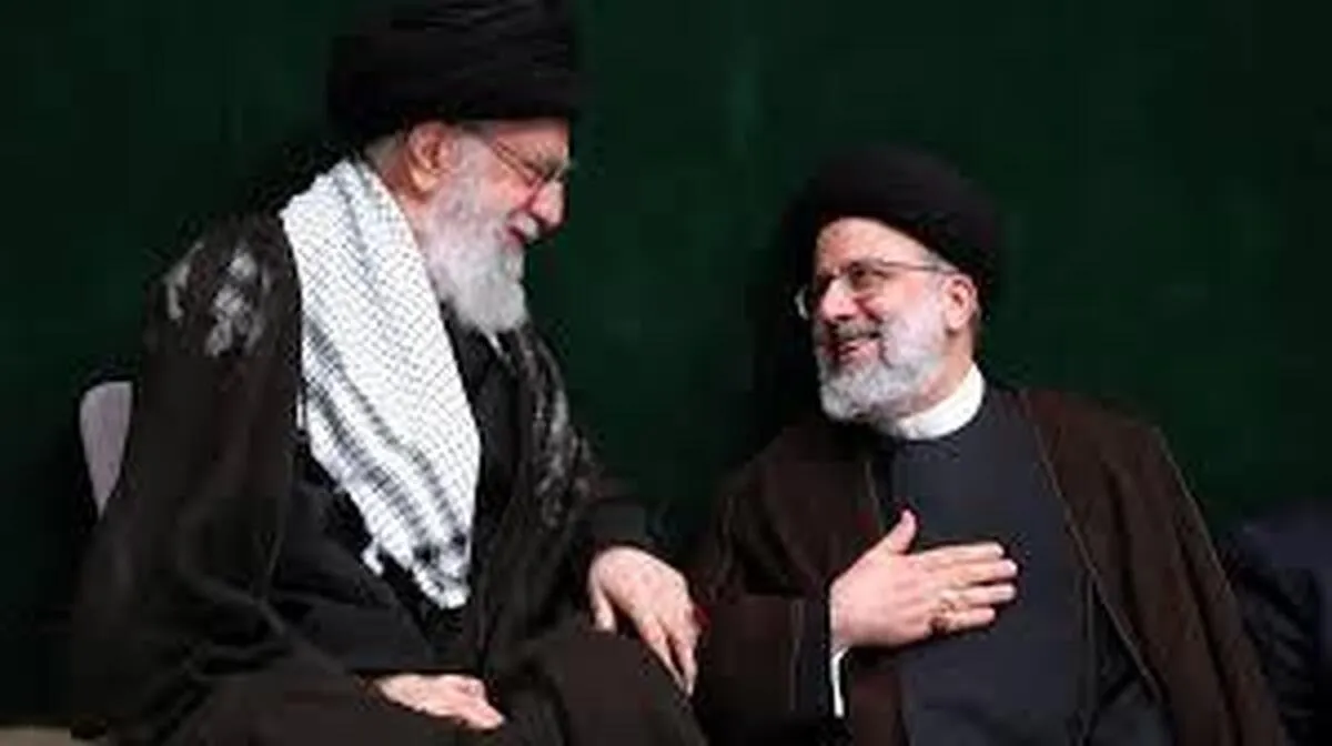 عکسی از کوچک‌ترین نوه رئیسی در آغوش رهبر انقلاب