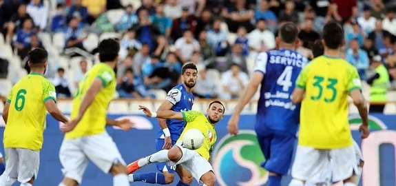 حواشی جالب دیدار دو تیم استقلال و صنعت نفت