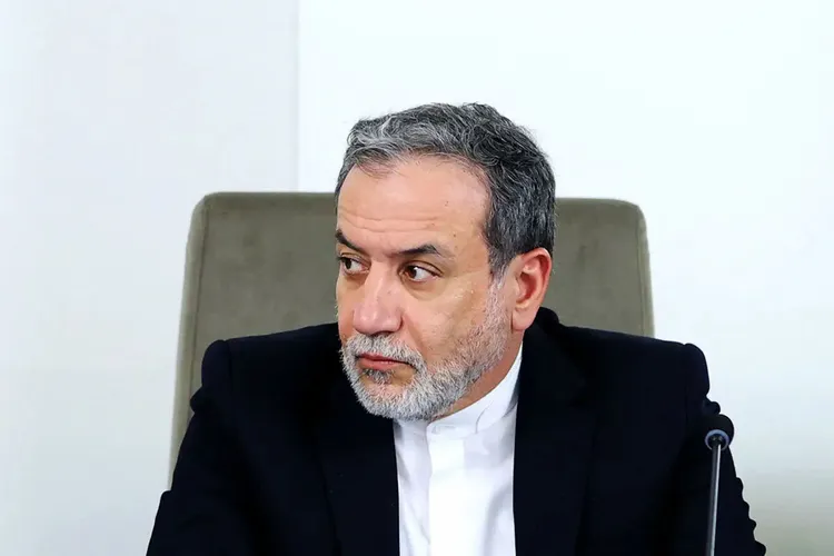 عراقچی: آب را می‌توان به موضوع همکاری با همسایگان تبدیل کرد