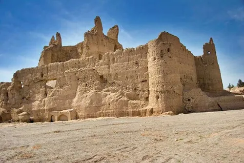 مرمت قدیمی&zwnj;ترین بنای شهر نائین، نارین قلعه