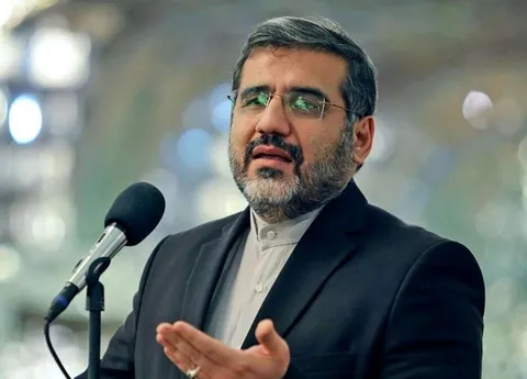 وزیر ارشاد: کیفیت آثار نمایشی از رشد خوبی برخوردار نبوده است