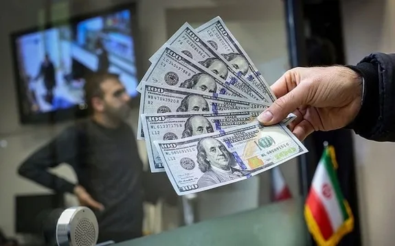 نرخ ارز، دلار، سکه، طلا و یورو امروز یکشنبه ۱۵ آبان ۱۴۰۱