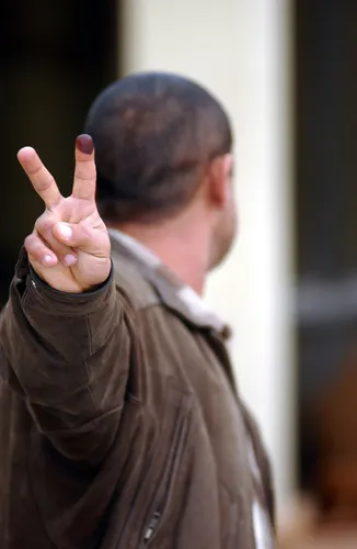 چه کسانی می&zwnj;توانند در مرحله دوم انتخابات مجلس شرکت کنند؟