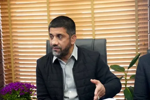 ادعای دبیر مقابل قالیباف: کمپ رئال و بارسا هم به ما نمی‌رسند
