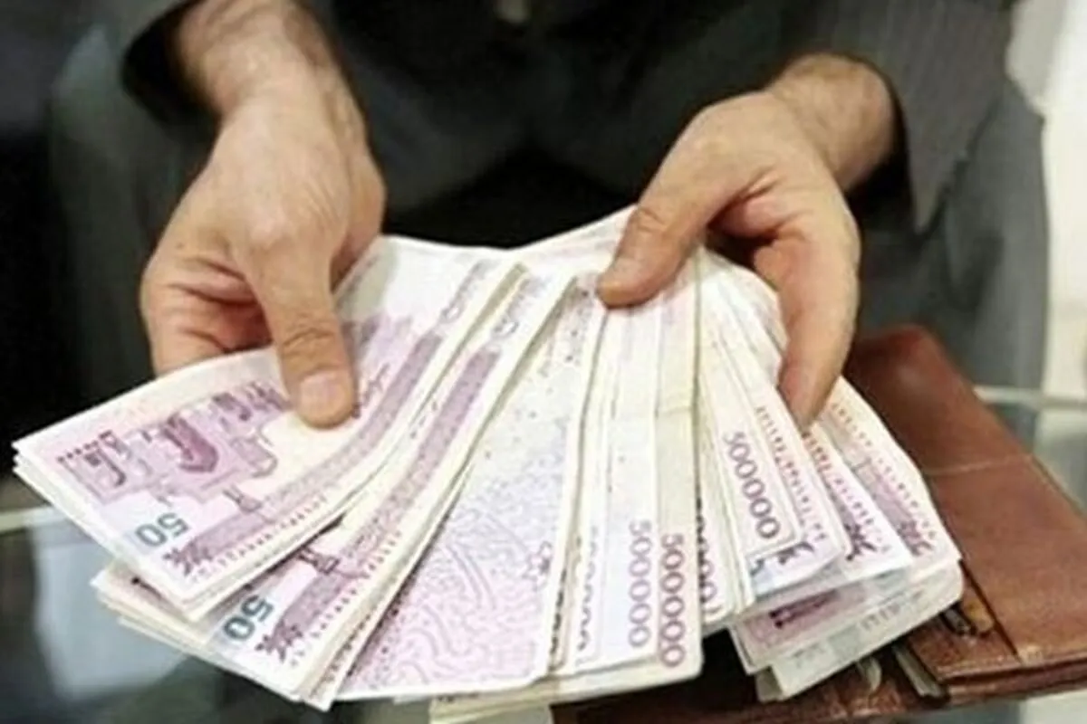 عیدی سال ۱۴۰۲ چقدر است؟ (نحوه محاسبه + جدول عیدی کارگران)