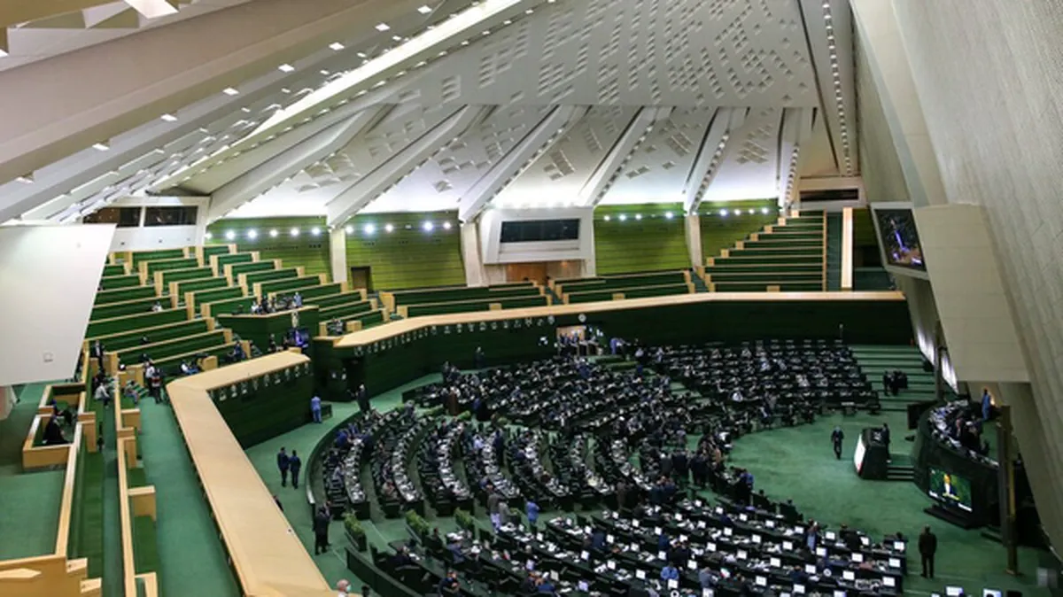 نامه ۱۵۰ نماینده به آملی لاریجانی برای رد سی‌اف‌تی و پالرمو
