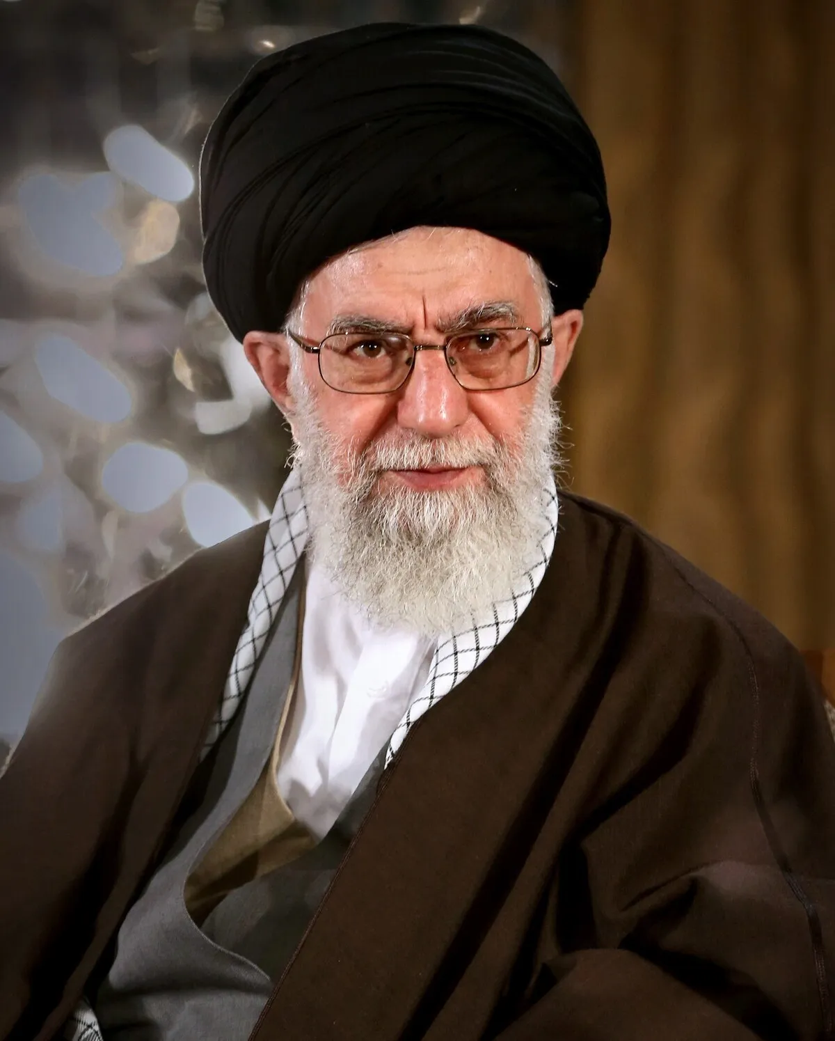 پیام تبریک رهبر انقلاب درپی قهرمانی تیم‌های کشتی آزاد و فرنگی