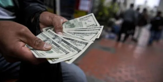 دولت به‌دنبال تک‌نرخی کردن ارز است