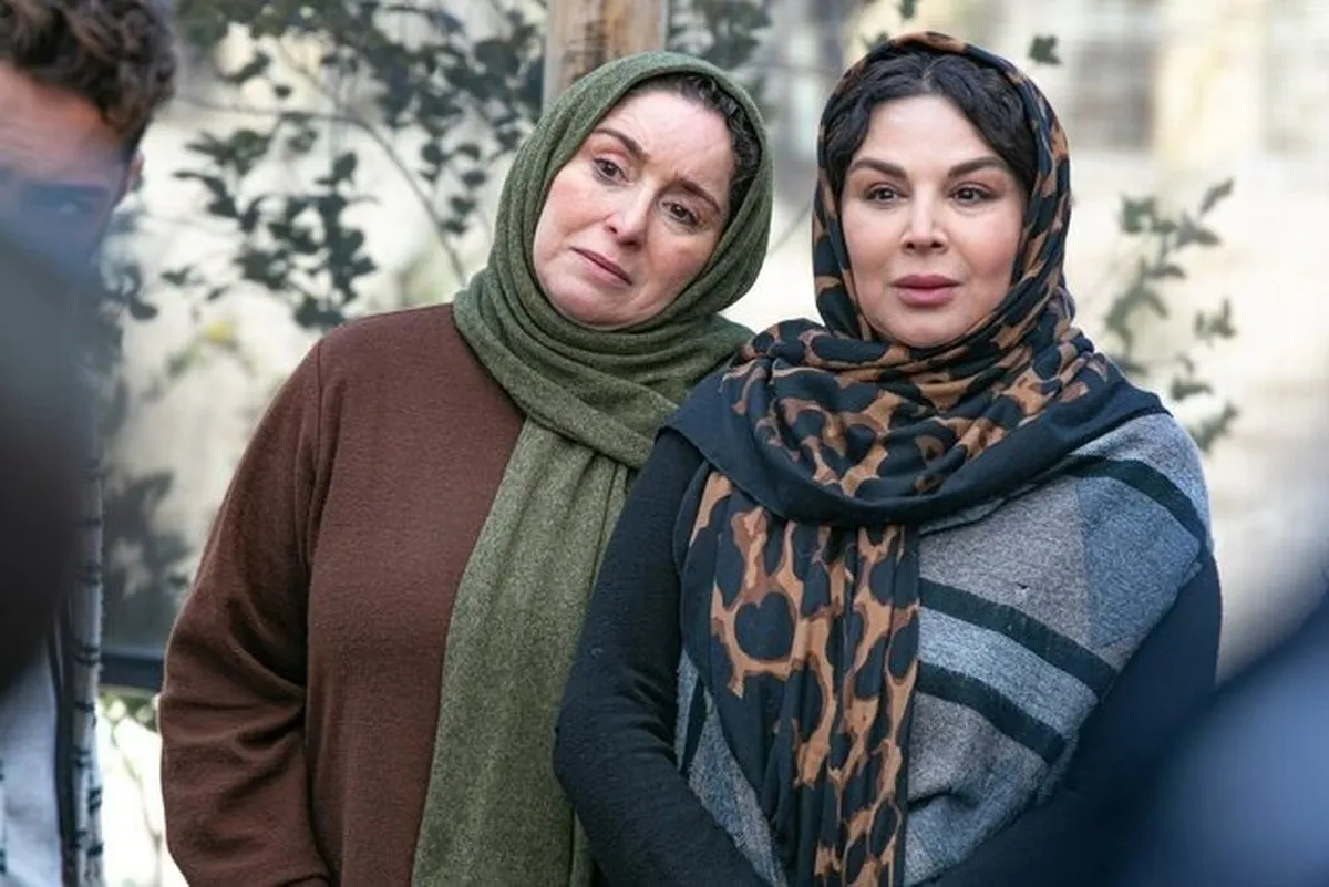 موتور سواری ژاله صامتی و شهره سلطانی+ فیلم