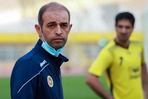 سرمربی سپاهان استعفا داد