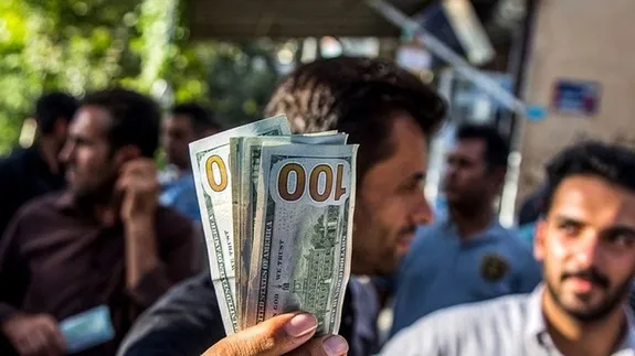نرخ ارز، دلار، سکه، طلا و یورو پنجشنبه ۲۷ بهمن ۱۴۰۱