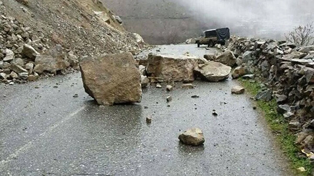 جاده چالوس کاملا مسدود شد