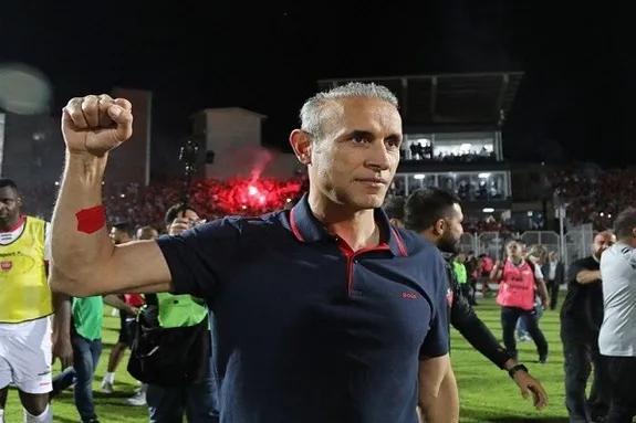 پاسخ فوری مربی پرسپولیس به پیشنهاد نجومی تیم صنعتی