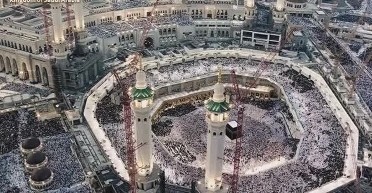 تعداد زائران مسجدالحرام در آخرین جمعه رمضان رکورد زد