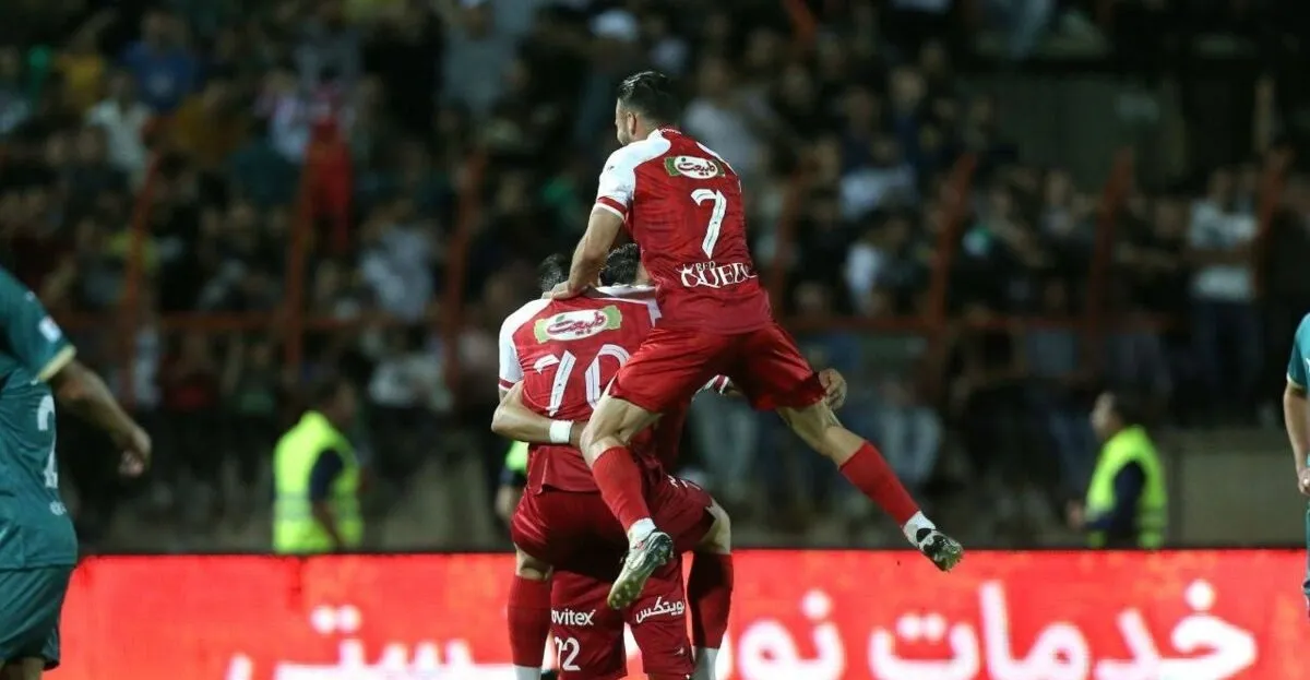 چشمک سرخ‌ها به جام در آزادی!