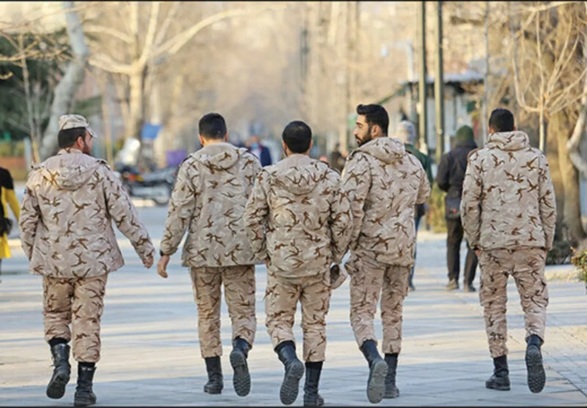 مصوبه کاهش خدمت سربازی به ۱۲ ماه لغو می‌شود+ فیلم