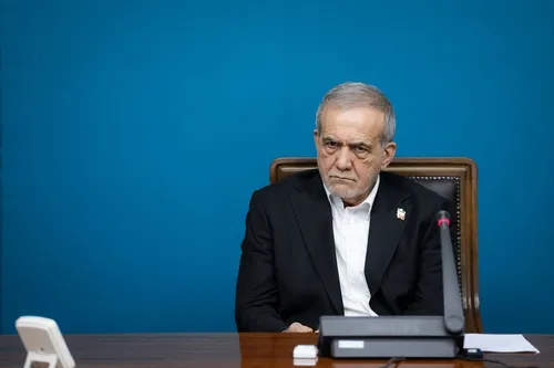 واکنش پزشکیان به انتقاد&zwnj;ها از همتی
