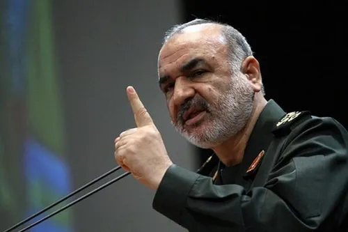 فرمانده کل سپاه: دشمن در بن&zwnj;بست راهبردی قرار گرفته است