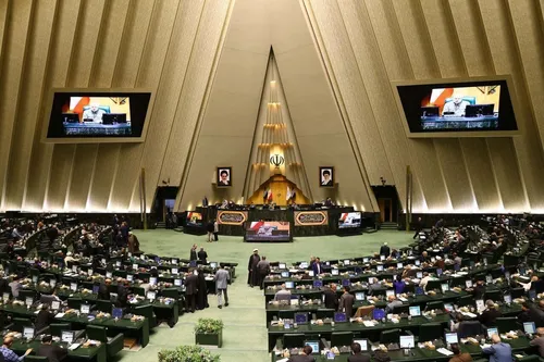 فیلم+ اظهارات رئیس بیمارستان فارابی در مورد مجروحان چشمی ناآرامی‌های اخیر
