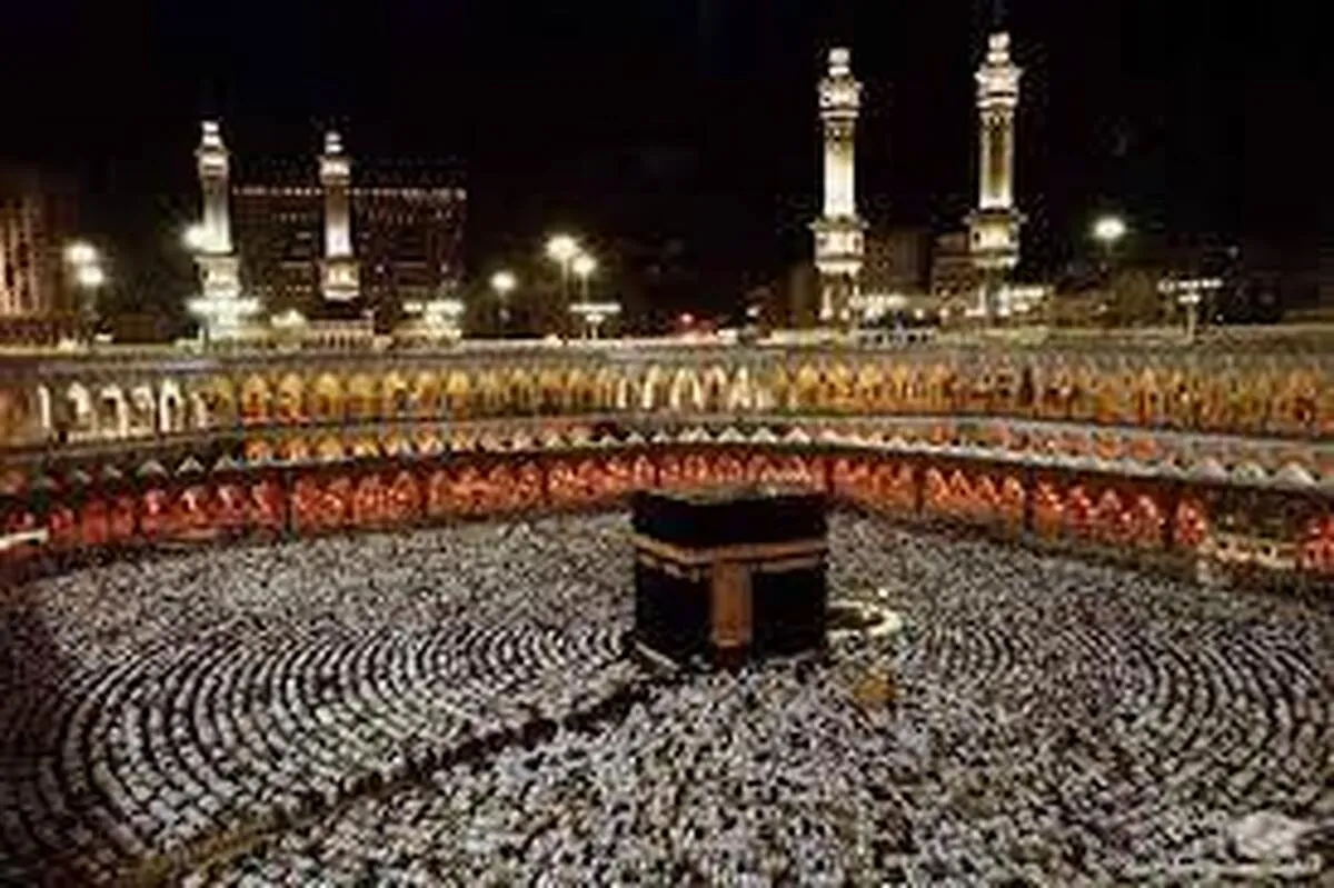 نخستین کاروان حج ۱۴۰۴ عازم سرزمین وحی شد