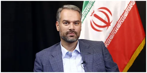 حق نداریم بنزین را به قیمت جهانی، اما خودرو&zwnj;های ۲ دهه عقب&zwnj;تر به مردم بدهیم