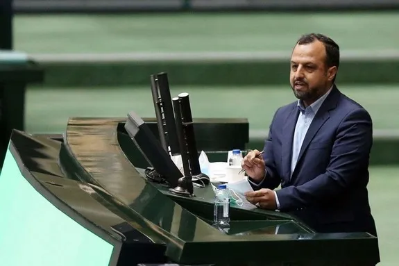 انتقاد وزیر اقتصاد از تذکر قالیباف: تعجب کردم