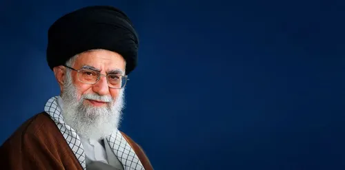 تصویری دیده‌نشده از فرماندهان سپاه در تونل موشکی