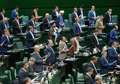 باید در انتخاب مهاجران به کشورمان دقت بیشتری داشته باشیم