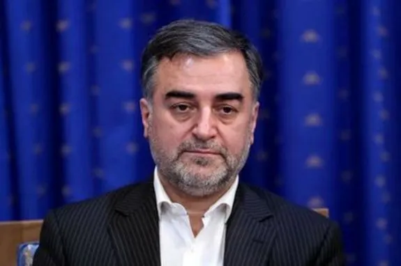 سخنان عجیب استاندار مازندران درباره مخالفان پتروشیمی میانکاله  + فیلم