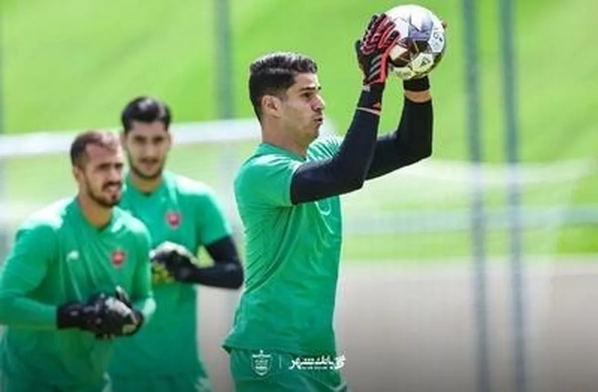 نیازمند، صاحب جدید شماره یک سرخ‌ها