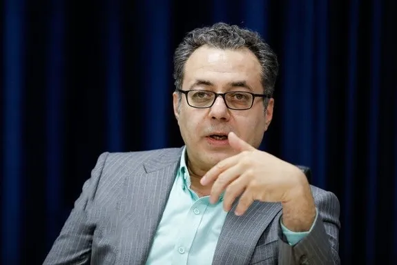 قیمت خودرو ۳ نرخی شد