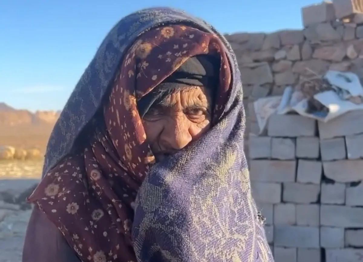 سهم این پیرزن از دنیا یک متر جای گرم هم نبود