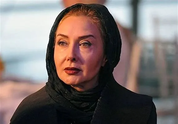 عکس قدیمی از کتایون ریاحی بازیگر نقش زلیخا