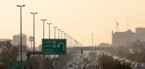 تهران زیر گنبد دود