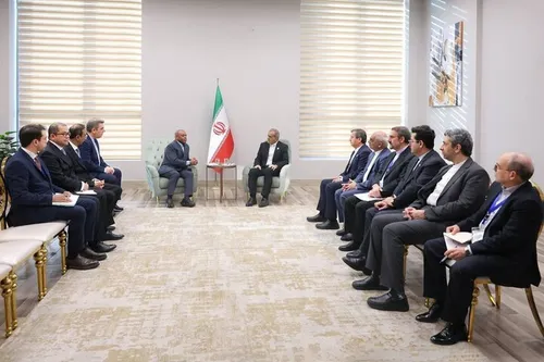 پزشکیان: نگاه به سرمایه دارها باید تغییر کند