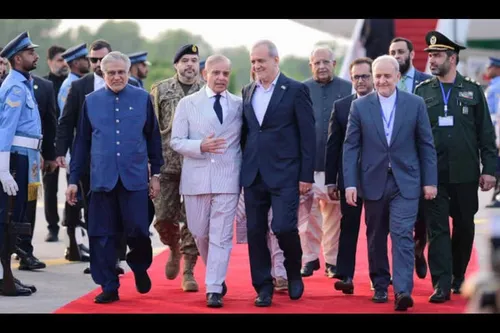 سفر پزشکیان به پاکستان: گامی بلند برای اتحاد تهران، اسلام&zwnj;آباد