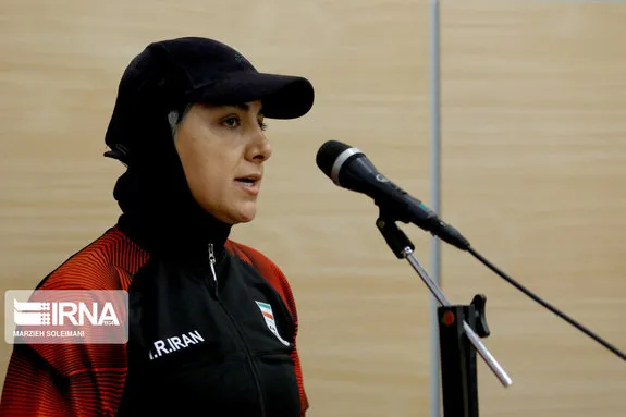سرمربی تیم فوتبال زنان ایران از سوی AFC تمجید شد