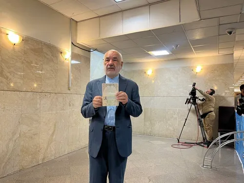 حسن کامران، کاندیدای ریاست جمهوری شد