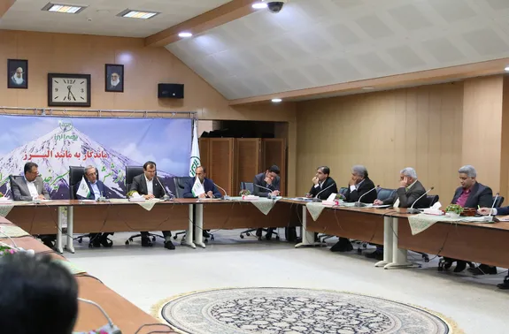 تکریم ارباب رجوع اولویت کاری مدیران بیمه البرز