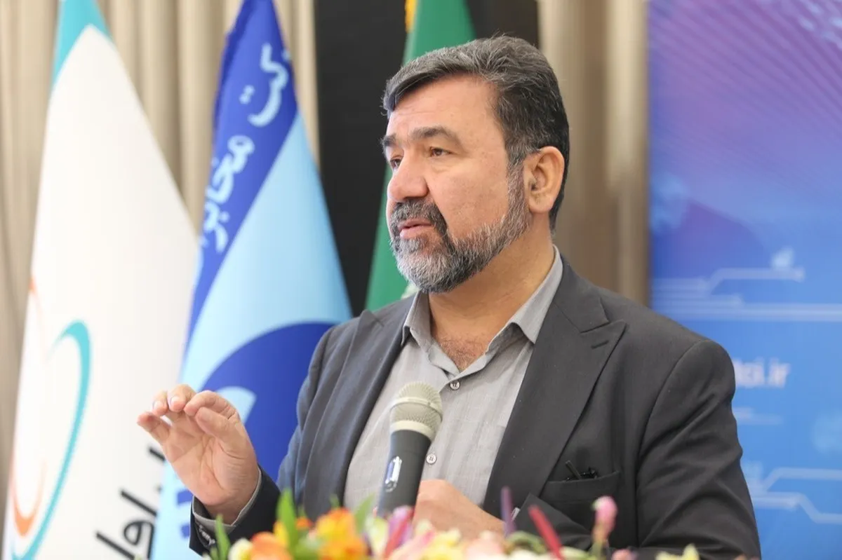 دکتر زارعیان: تعرفه اینترنت همراه باید متناسب سازی شود