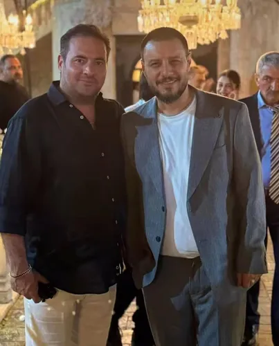 عکس جنجالی جواد عزتی در کنار علیرضا قربانی