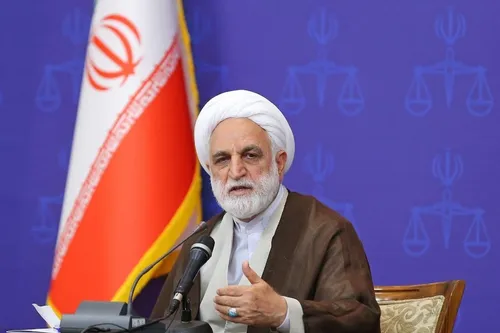 به چه دلیل افراد به زندان می&zwnj;روند؟