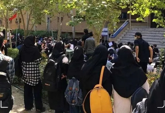 هر کسی در جامعه فریاد می‌زند اغتشاشگر نیست