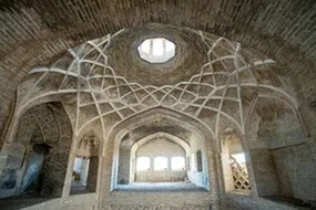 پرسه در تاریخ؛ کاروانسرای «باغ شیخ» ساوه