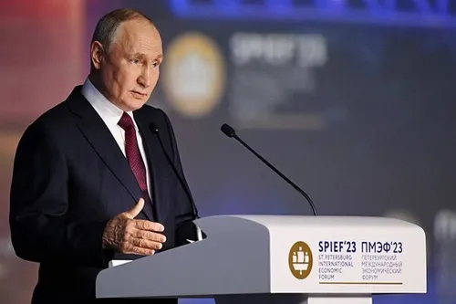 ویدئوی عجیب از گفتگوی پوتین با بدل خودش!