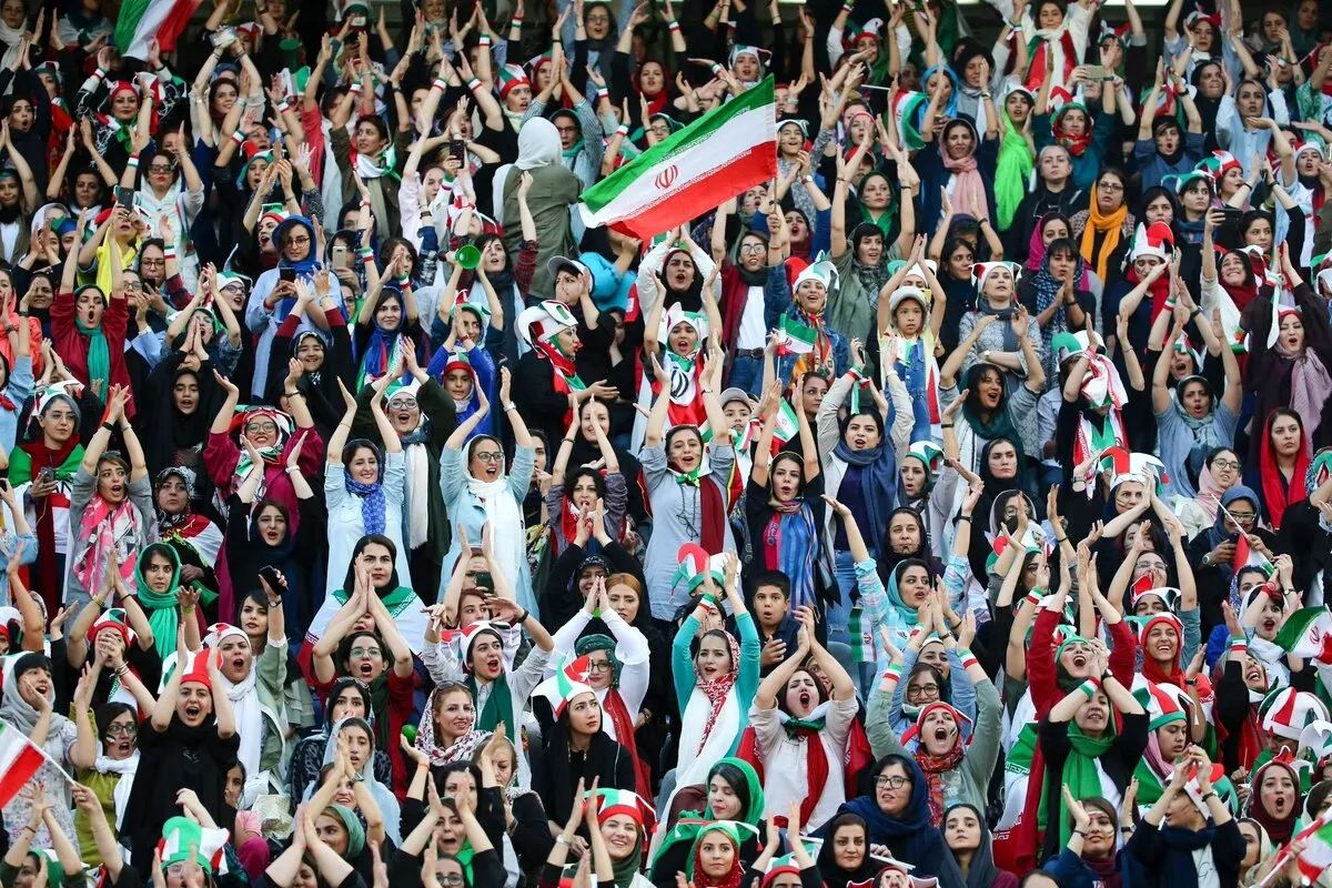 ورود زنان به بازی آلومینیوم و پرسپولیس ممنوع اعلام شد