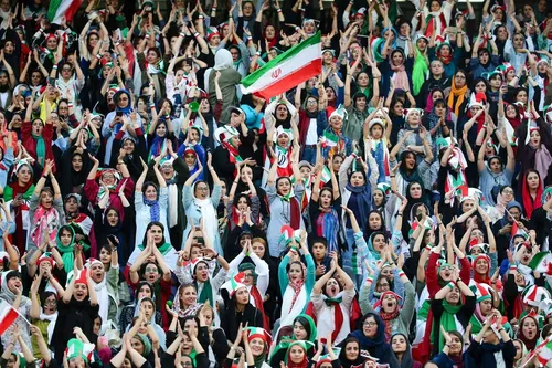 ورود زنان به بازی آلومینیوم و پرسپولیس ممنوع اعلام شد